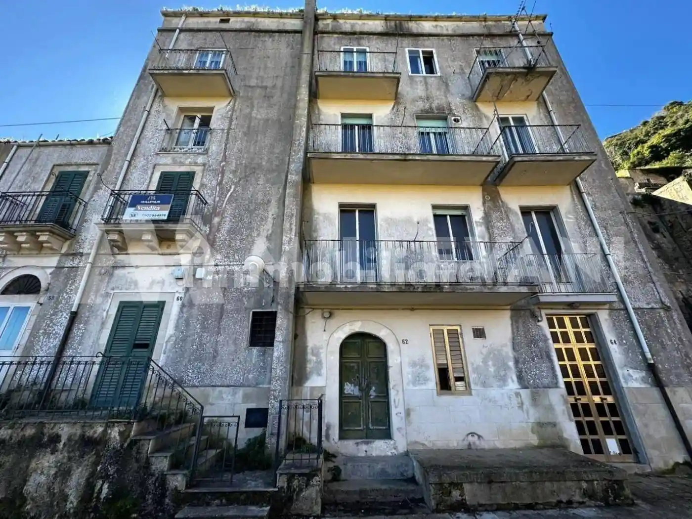 Palazzo - Edificio in vendita a Ragusa