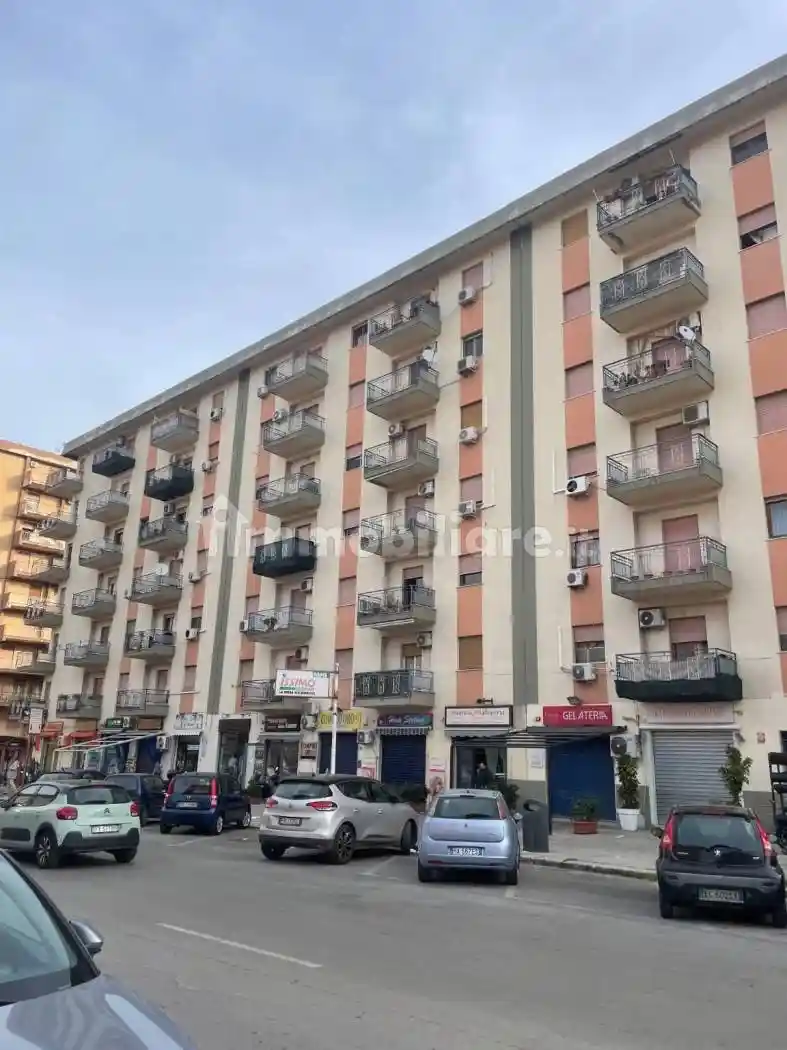 Appartamento in vendita a Palermo