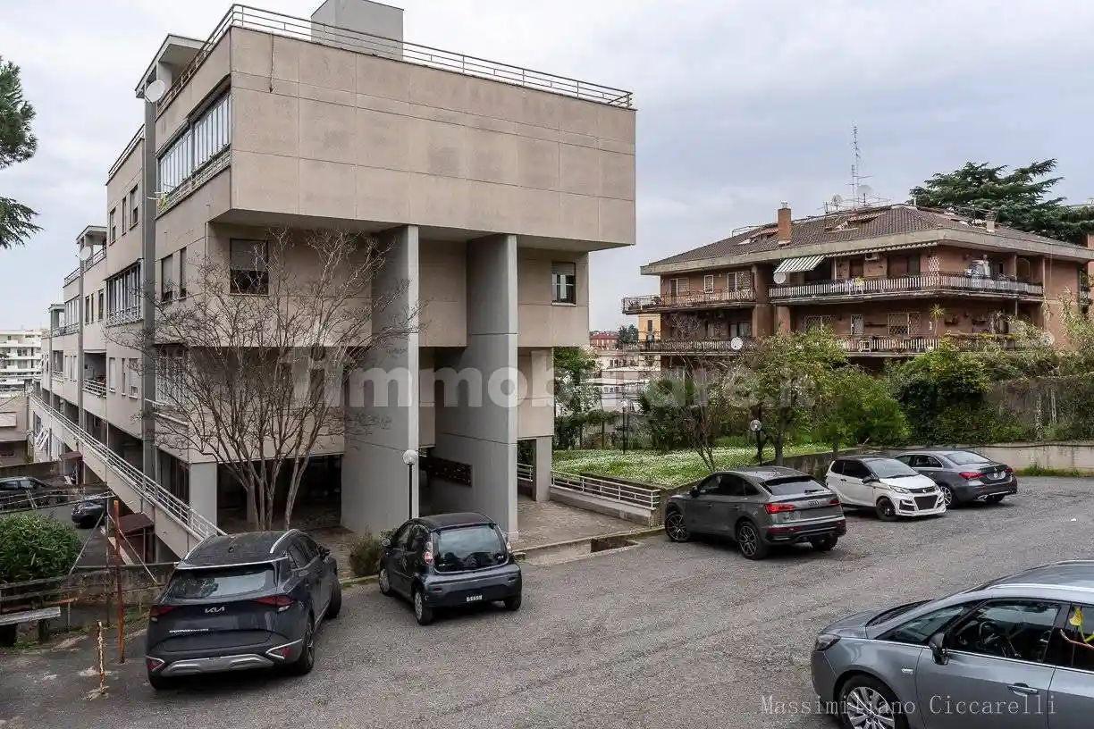 Appartamento in vendita a Roma