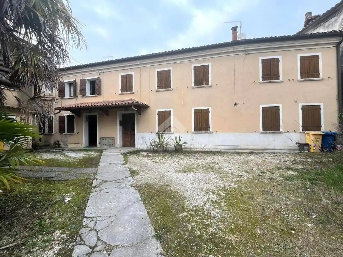 Rustico - Casale in vendita a Spresiano