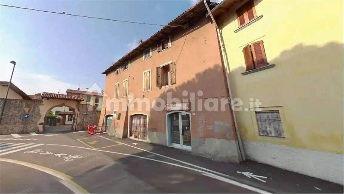 Appartamento in vendita a Madone