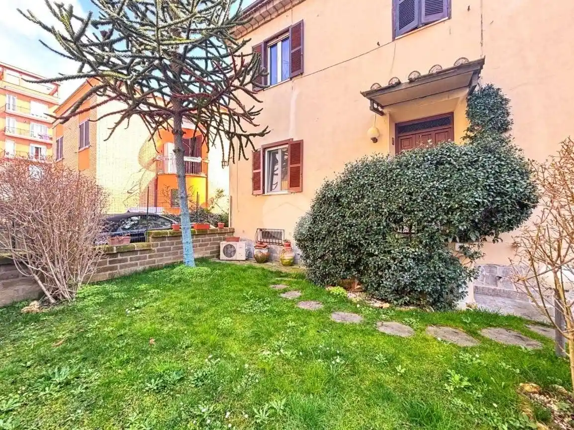 Appartamento in vendita a Viterbo