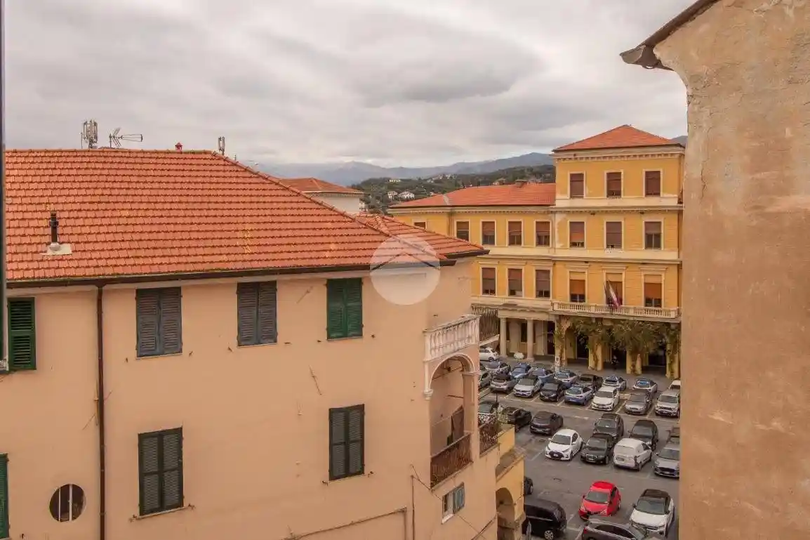 Appartamento in vendita a Imperia