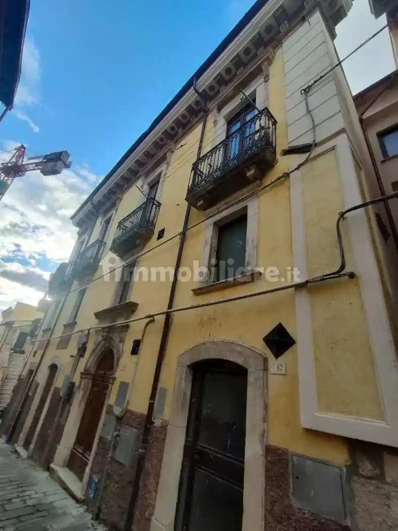 Appartamento in vendita a Bussi sul Tirino