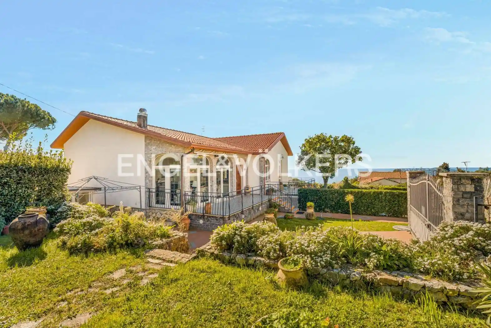 Villa in vendita a Ameglia