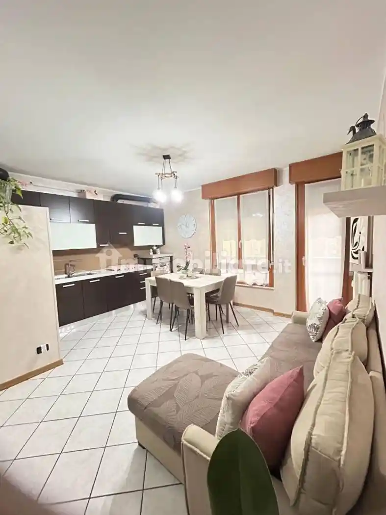 Appartamento in vendita a Arosio