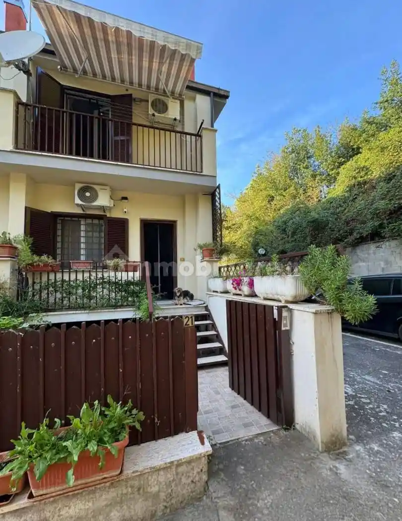 Villetta a schiera in vendita a Fonte Nuova