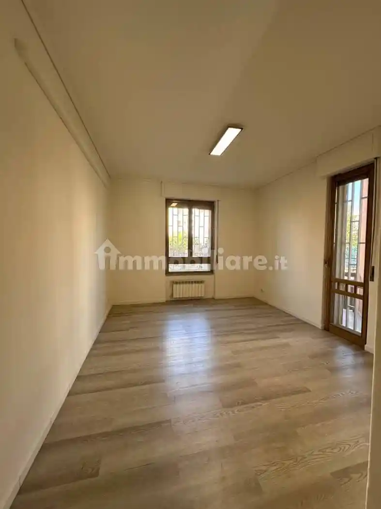 Appartamento in affitto a Aversa