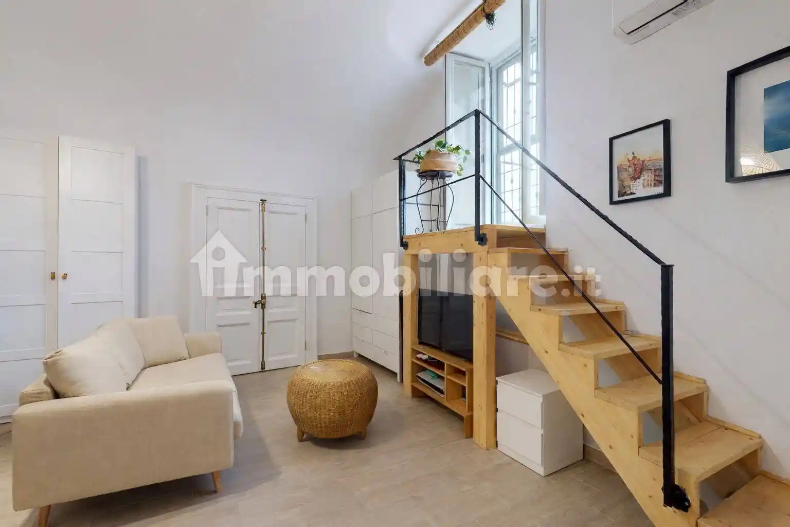 Appartamento in vendita a Napoli