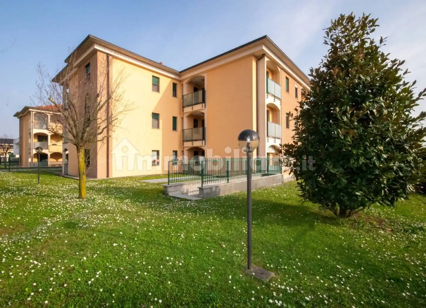 Appartamento in vendita a Villa Cortese