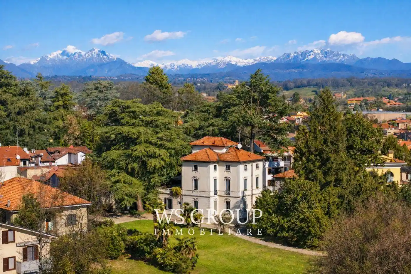 Villa in vendita a Biassono