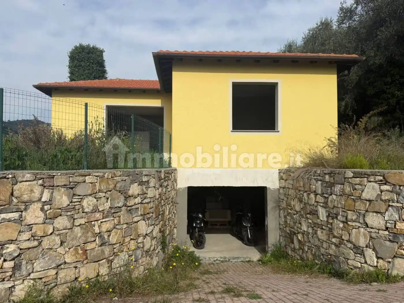 Casa indipendente in vendita a Diano Marina
