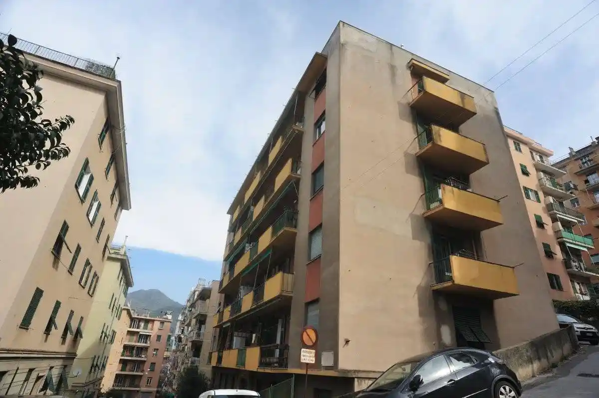 Appartamento in vendita a Genova