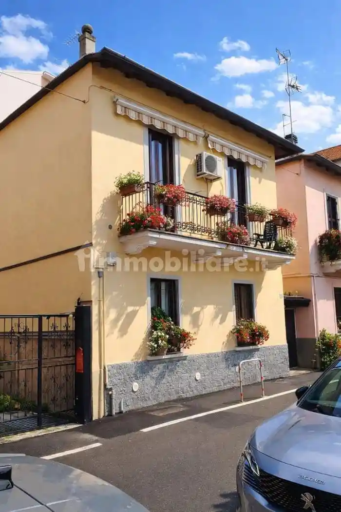 Appartamento in vendita a Rho