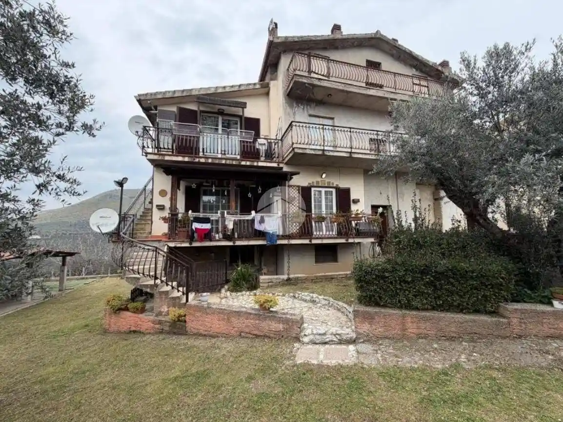 Appartamento in vendita a Nerola