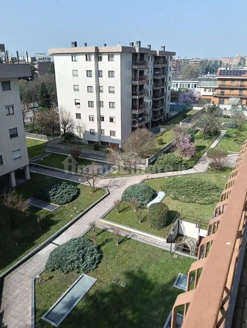 Appartamento in vendita a Corsico