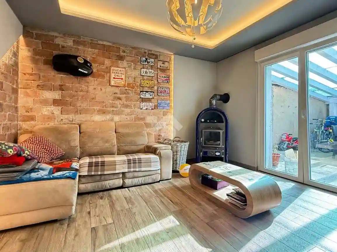 Casa indipendente - foto 2