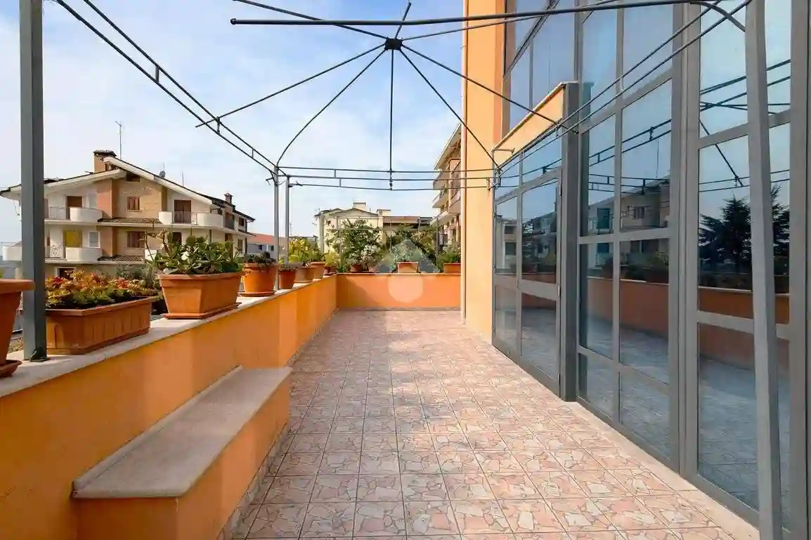 Palazzo - Edificio - foto 2