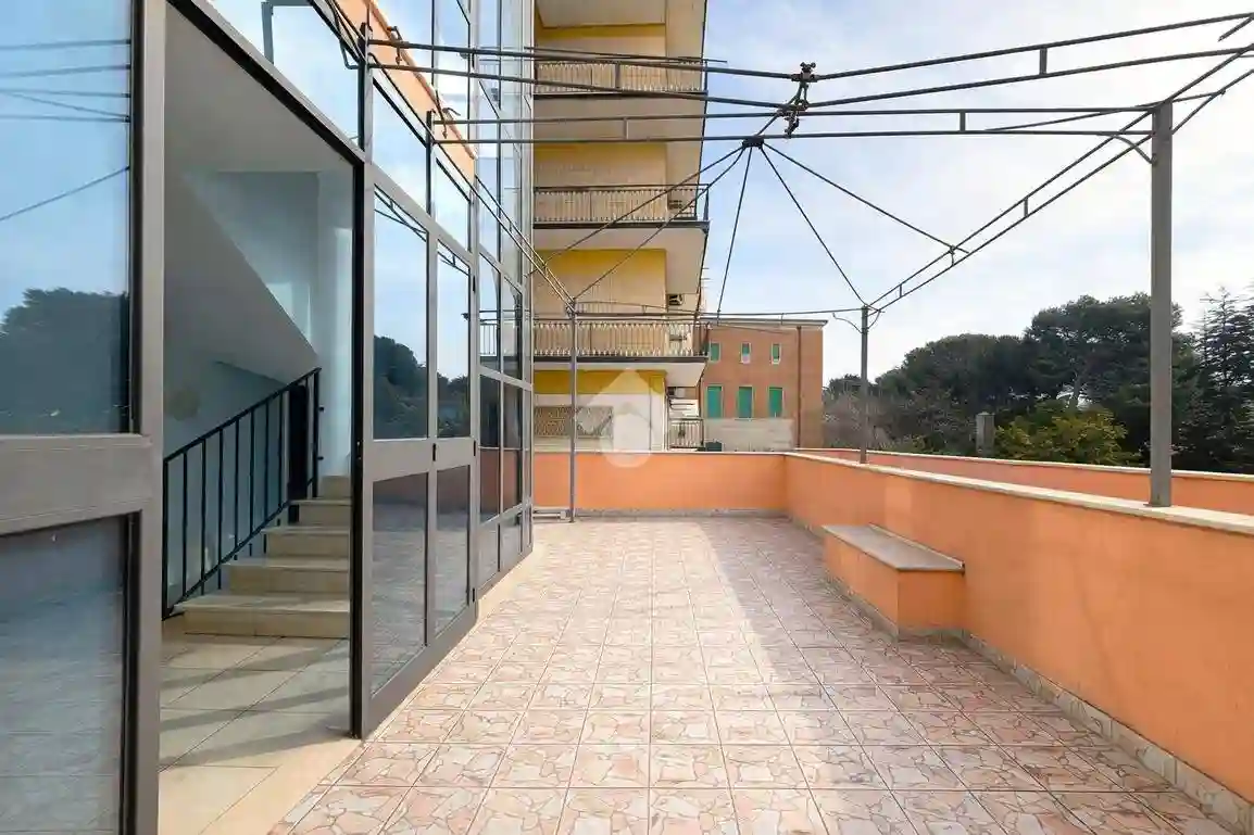 Palazzo - Edificio - foto 3