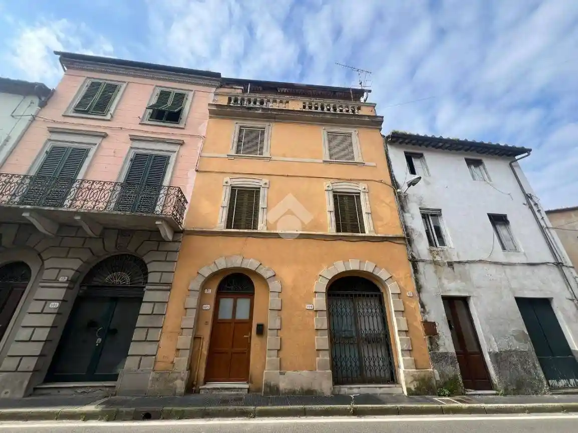 Casa indipendente in vendita a Lucca
