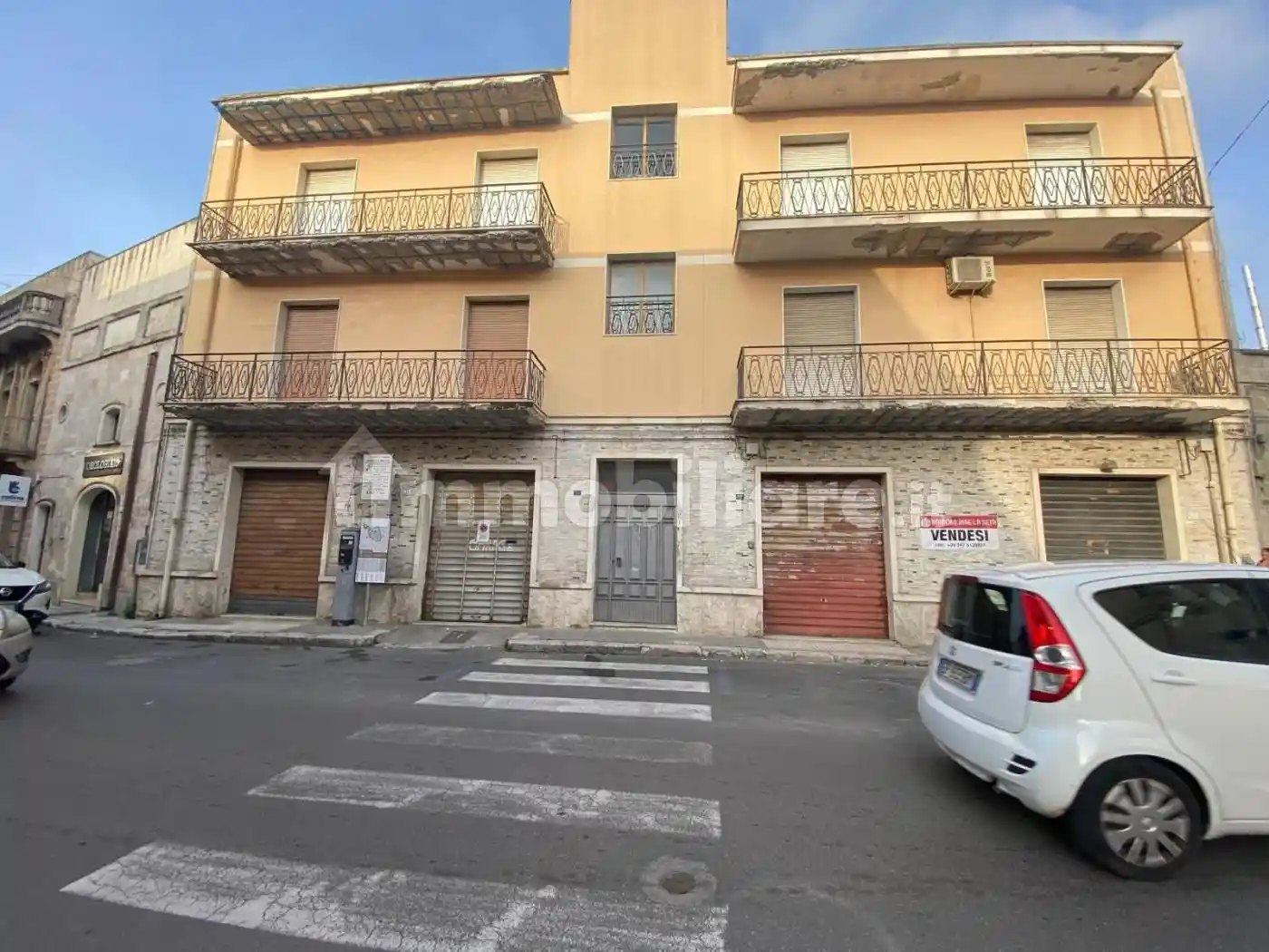 Palazzo - Edificio in vendita a Mesagne