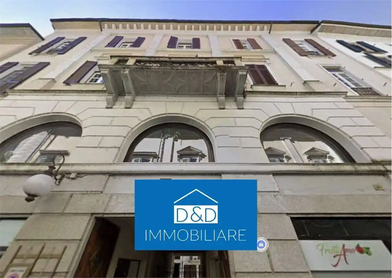 Appartamento in vendita a Novara