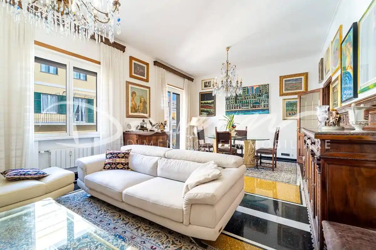 Appartamento in vendita a Genova