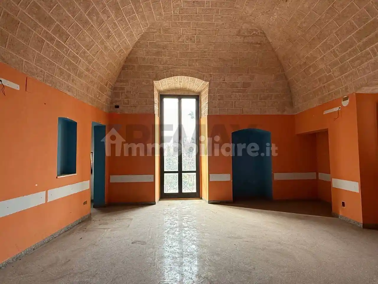 Palazzo - Edificio in vendita a Bari