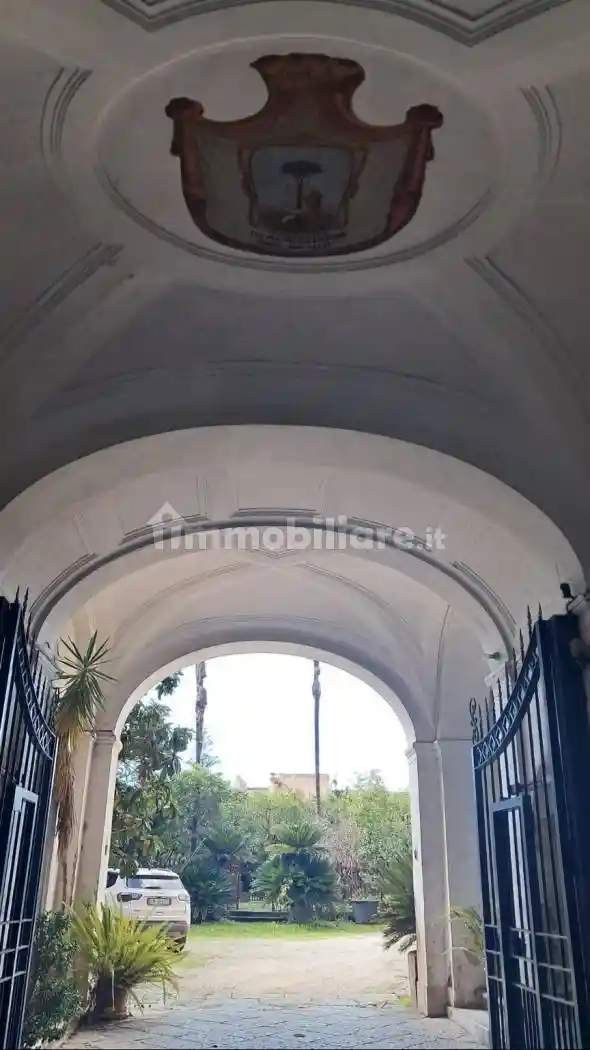 Palazzo - Edificio in vendita a Marcianise