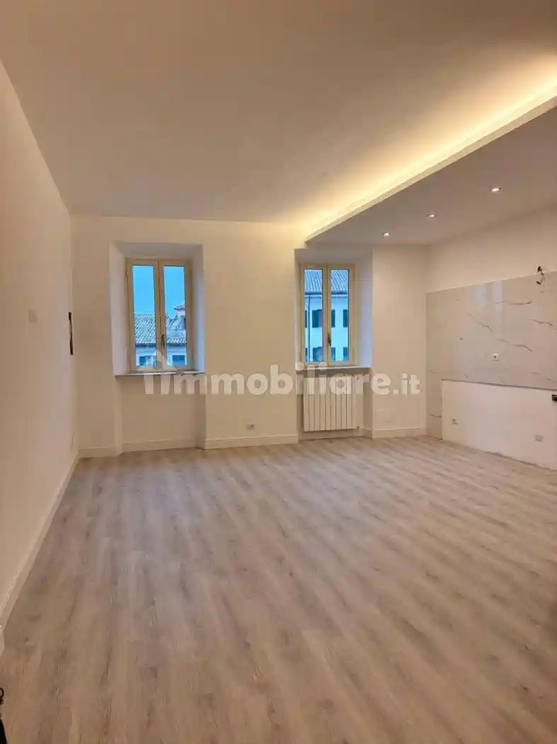 Appartamento in vendita a Poggio Mirteto