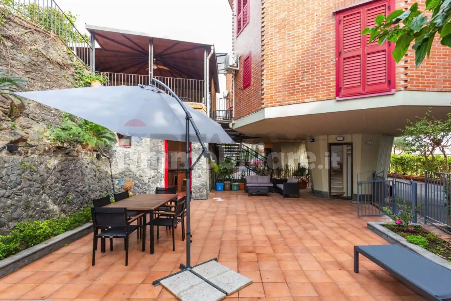 Appartamento in affitto a Aci Castello