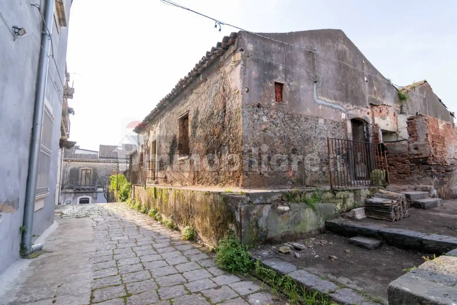 Casa indipendente in vendita a Catania