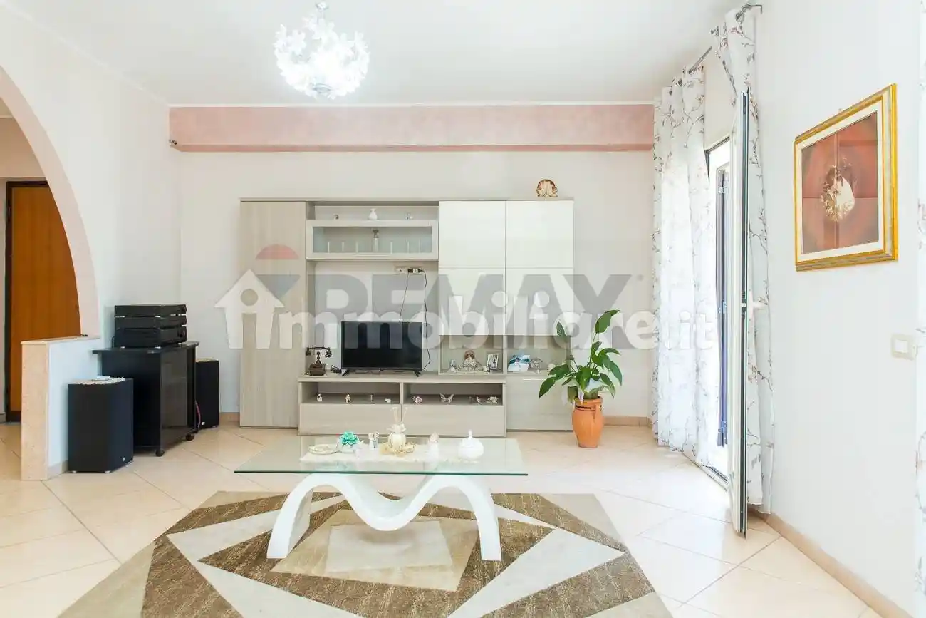 Appartamento in vendita a Aci Catena