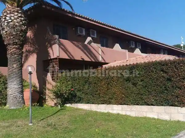 Villa in affitto a Montepaone
