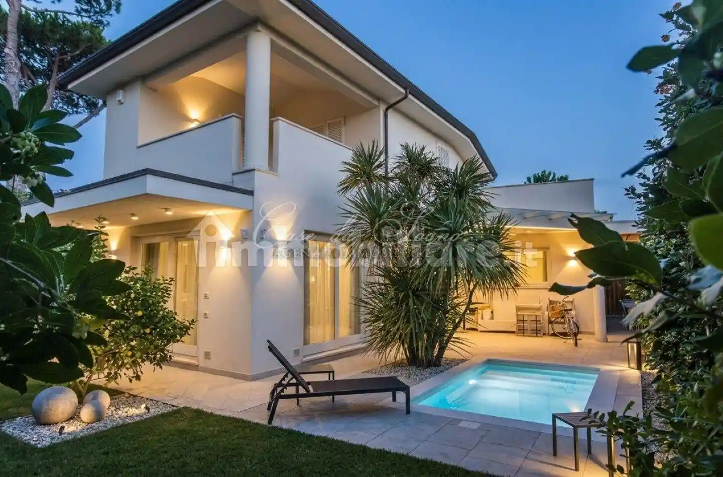 Villa in vendita a Forte dei Marmi