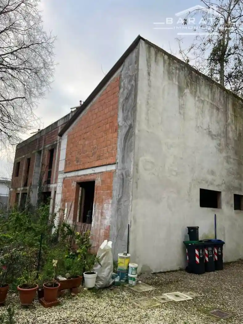 Appartamento in vendita a Novi di Modena