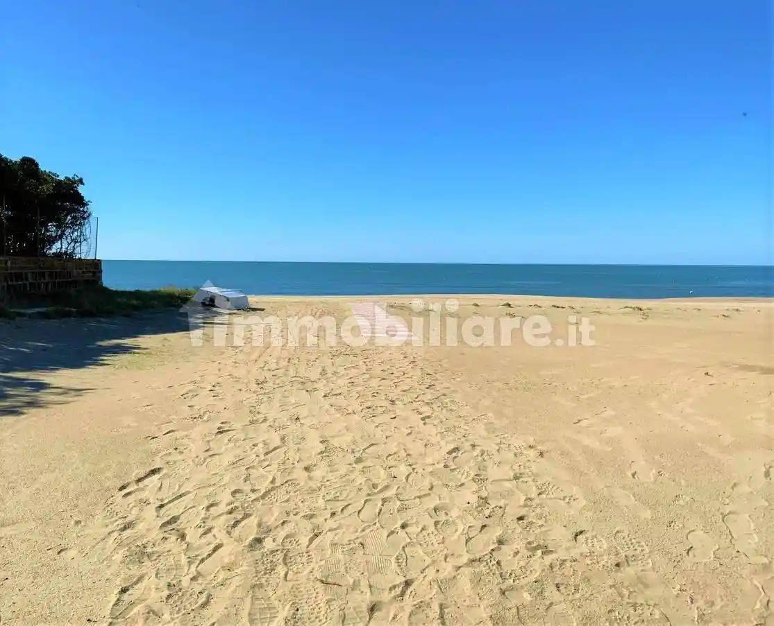 Appartamento in vendita a Mondragone