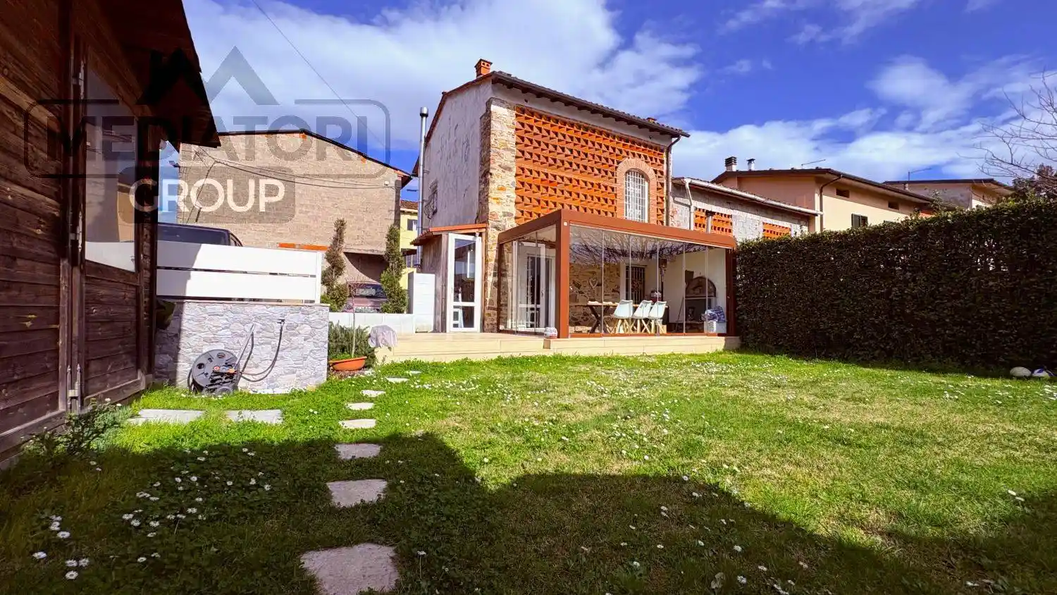 Casa indipendente in vendita a Lucca