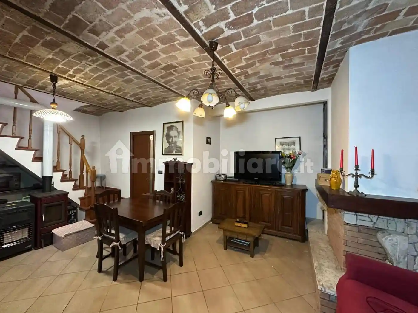 Casa indipendente in vendita a Villa Santa Lucia degli Abruzzi