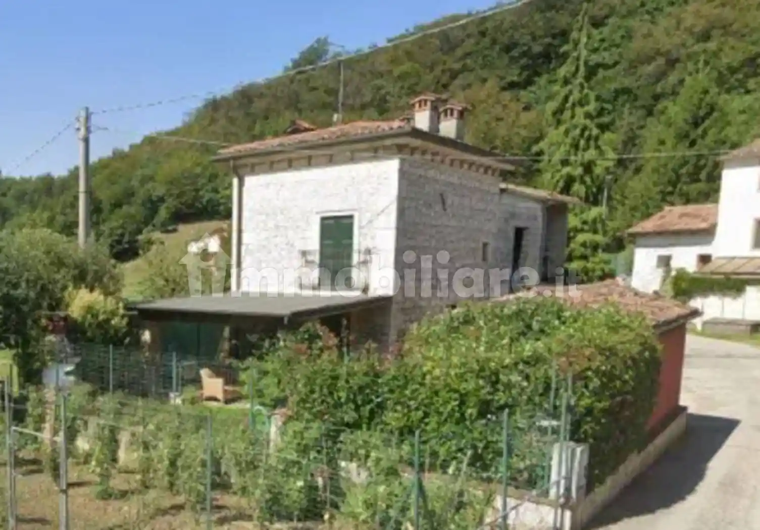 Appartamento in vendita a Zovencedo