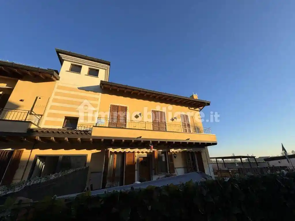 Appartamento in vendita a Rovato