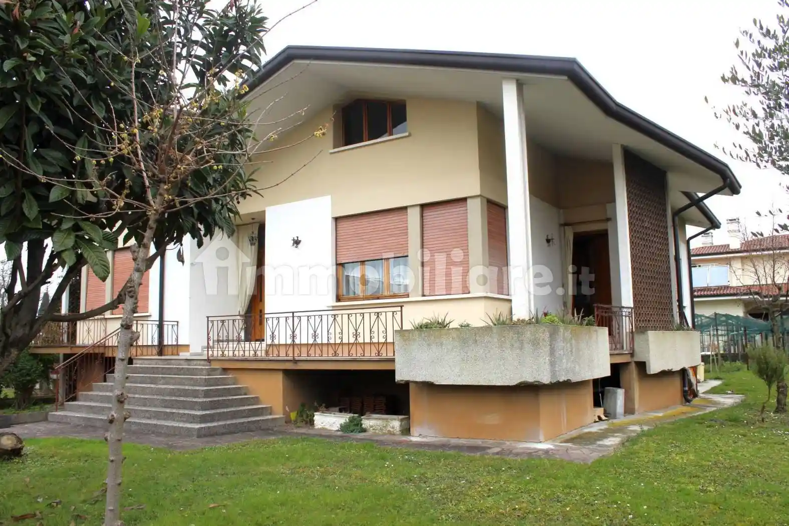 Villa in vendita a Porcia