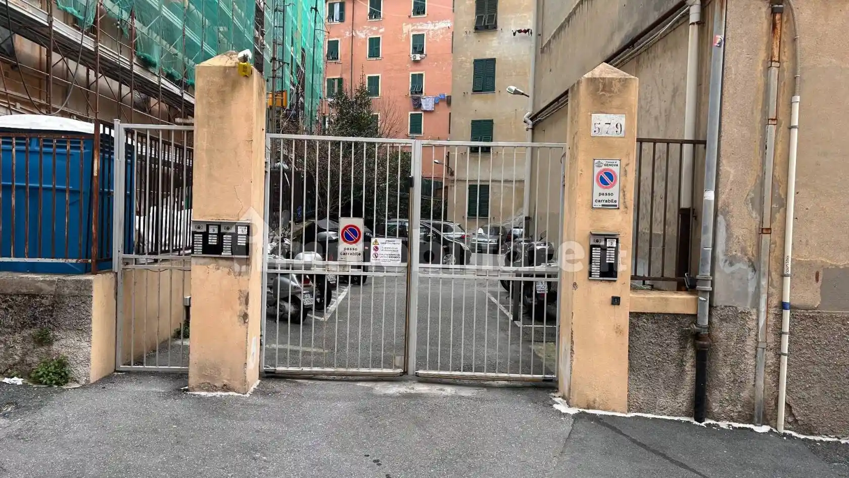 Appartamento in vendita a Genova