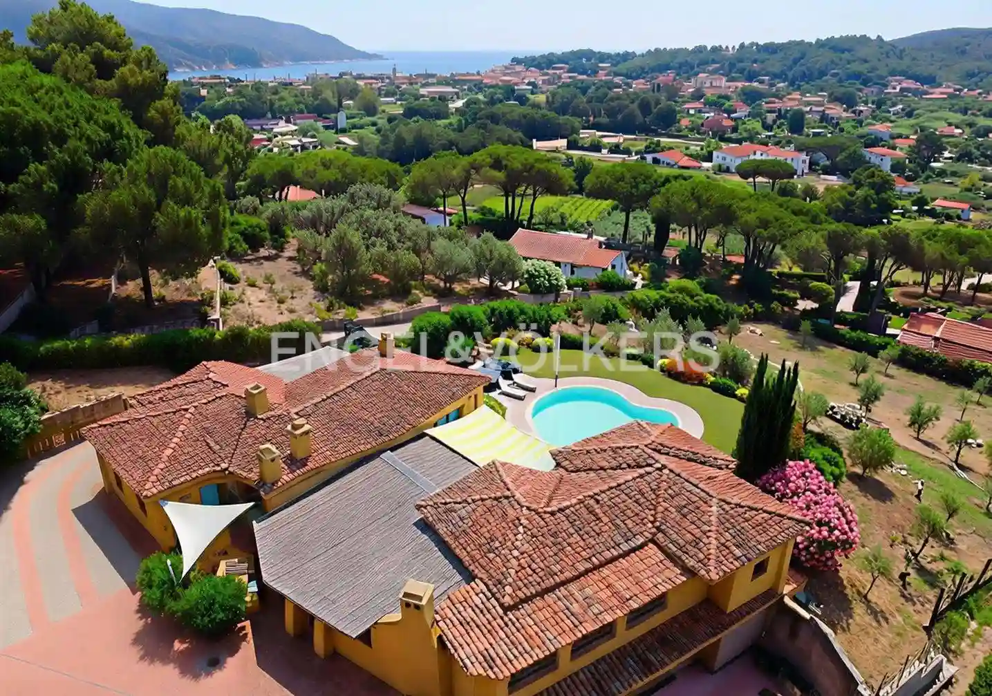 Villa - foto 2