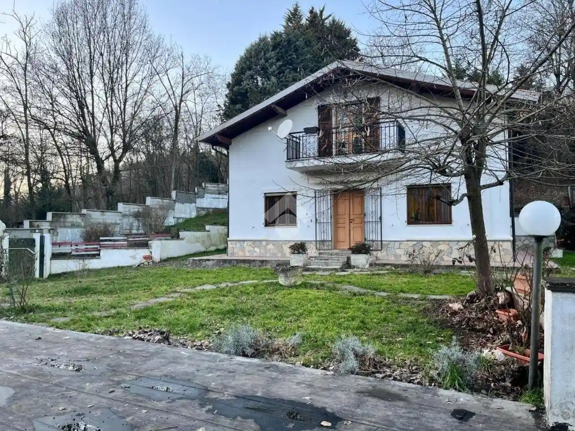 Villa in vendita a Cassine