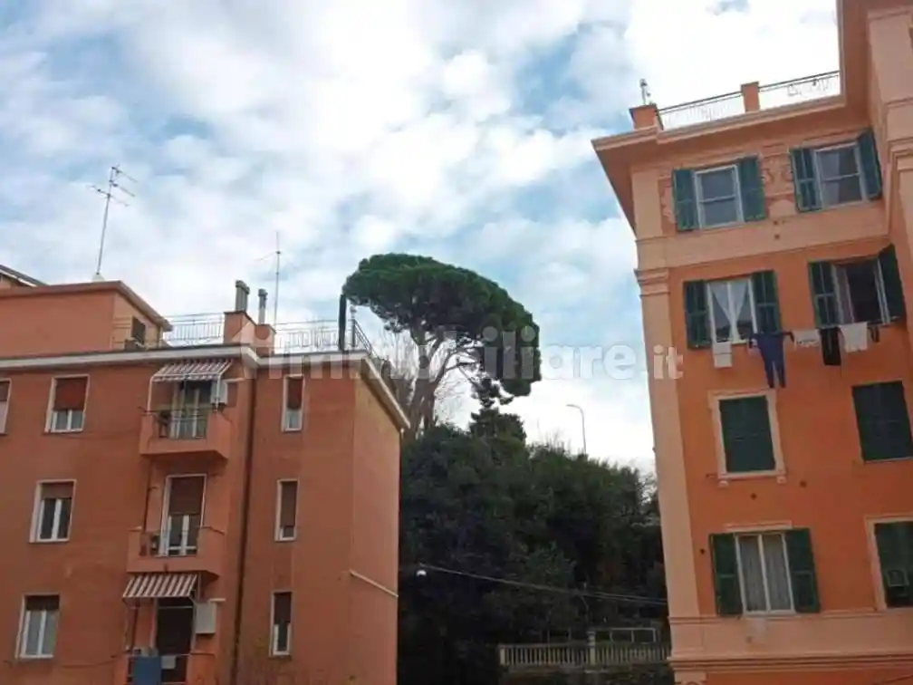 Appartamento in vendita a Genova