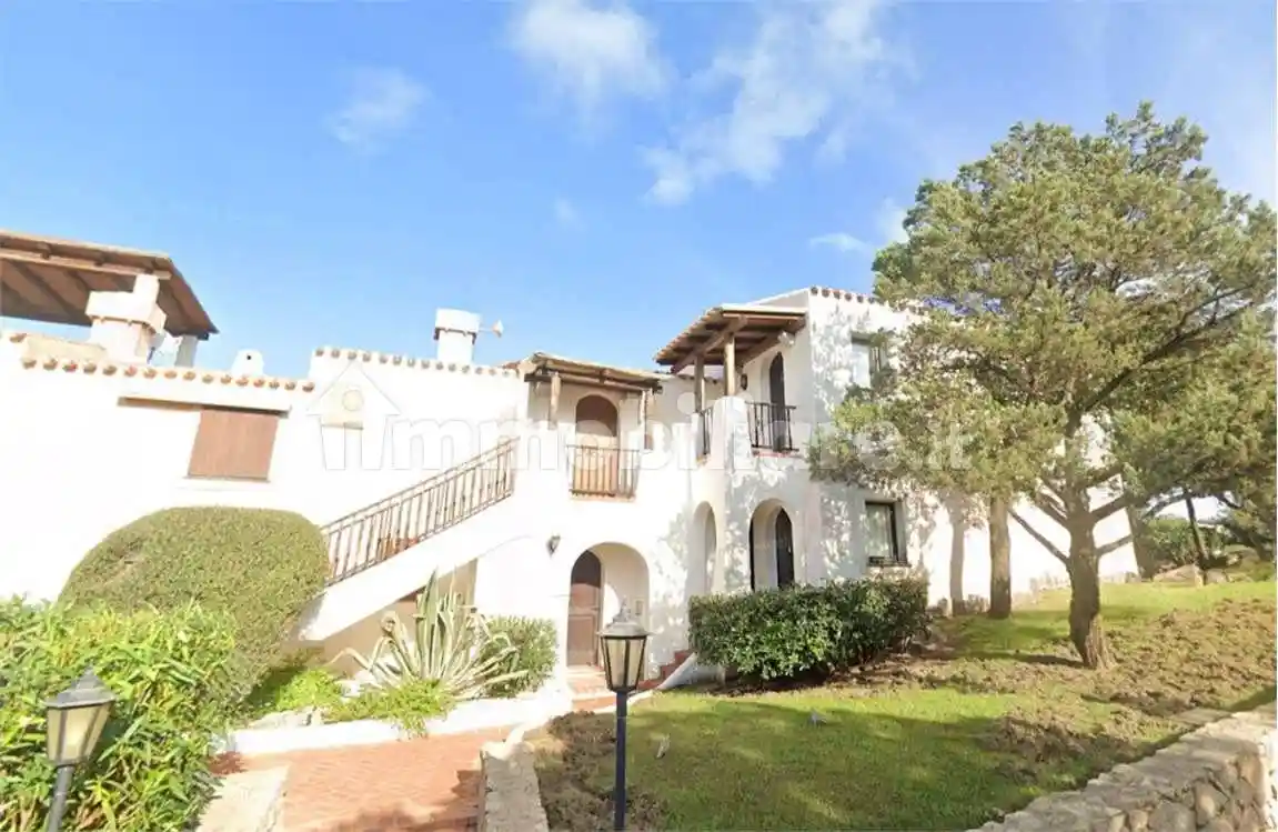 Appartamento in vendita a Arzachena