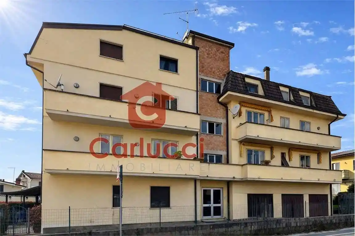 Appartamento in vendita a Uzzano