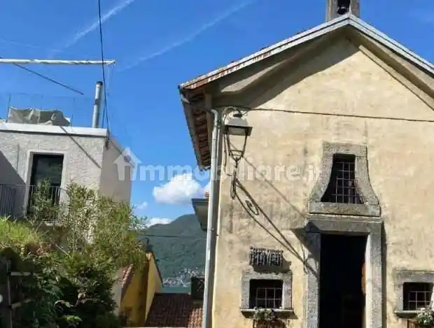 Appartamento in vendita a Maccagno con Pino e Veddasca