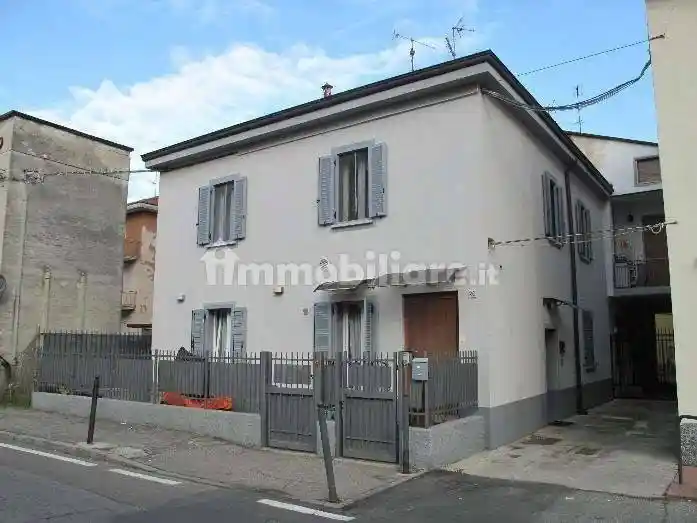 Appartamento in vendita a Limbiate